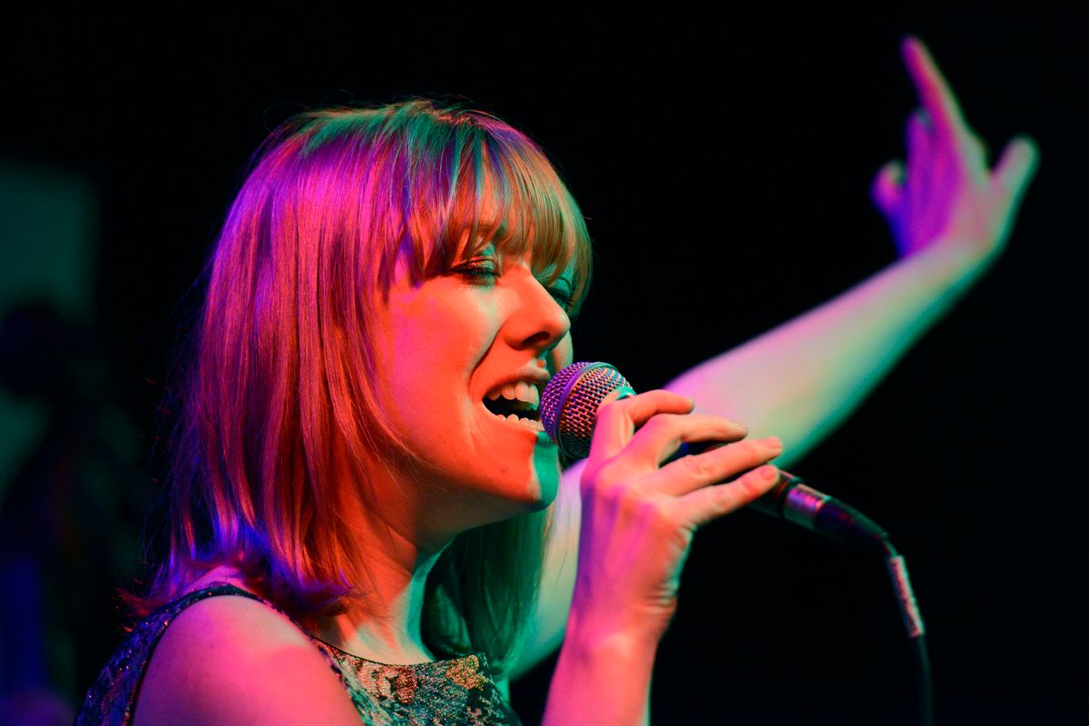 Elly Hoyt, singer in Hobart