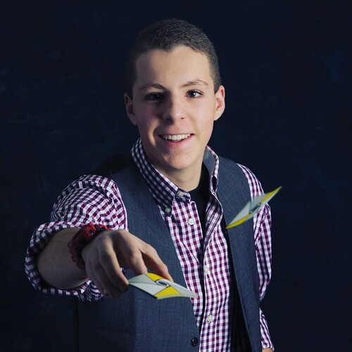James Simonetis, magician in Hobart, photo 3