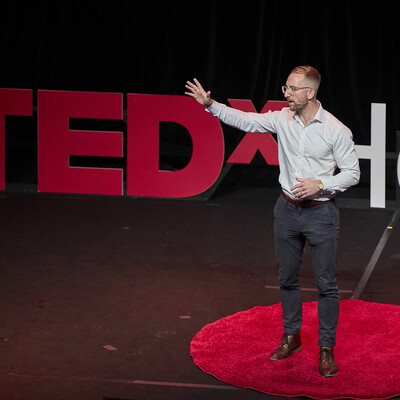 Paul Matthews, technical speaker in Hobart, photo 2