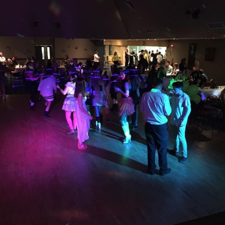 All Star DJs and Karaoke, wedding band in Hunter Valley, photo 2