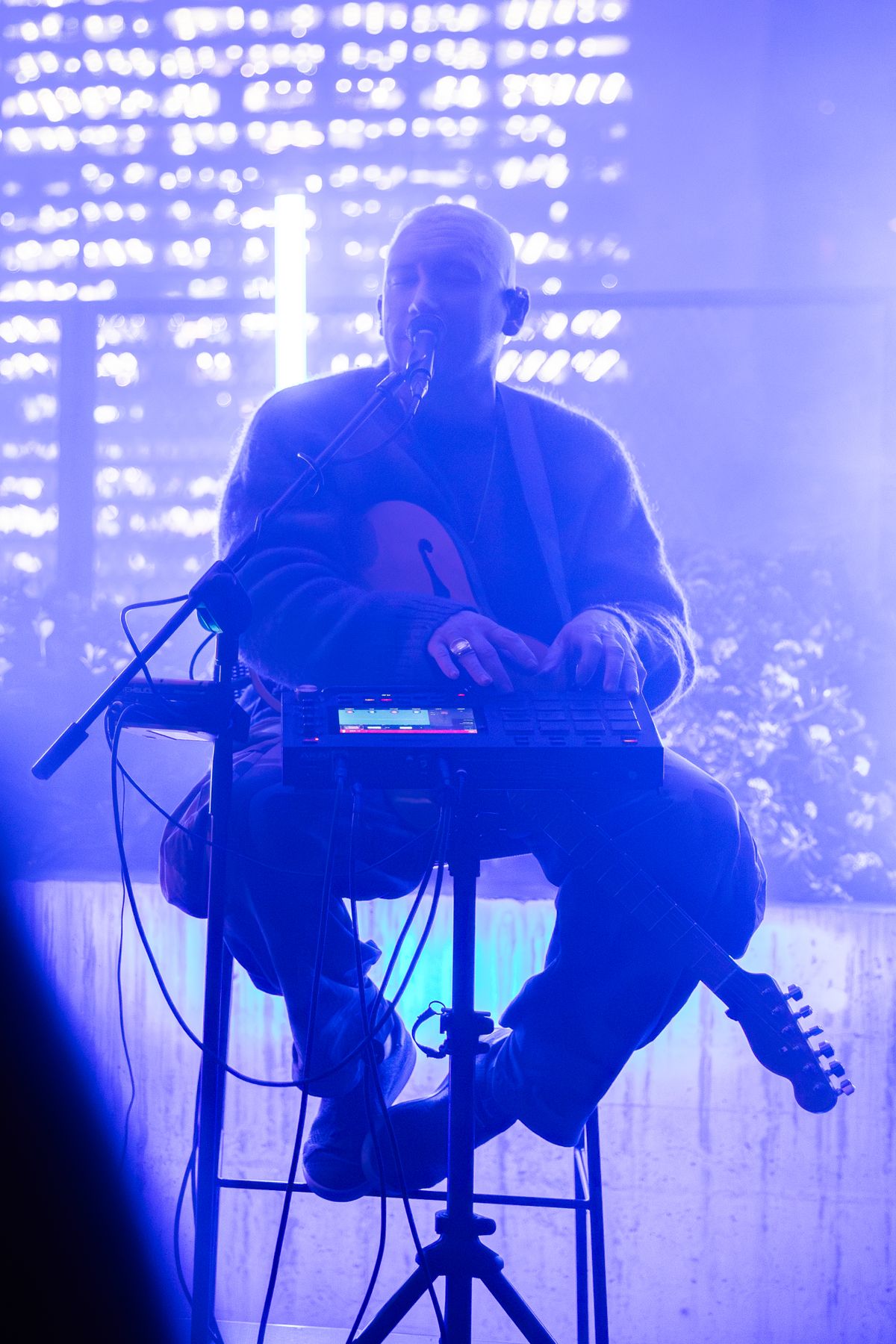 Jamie MacDowell, singer