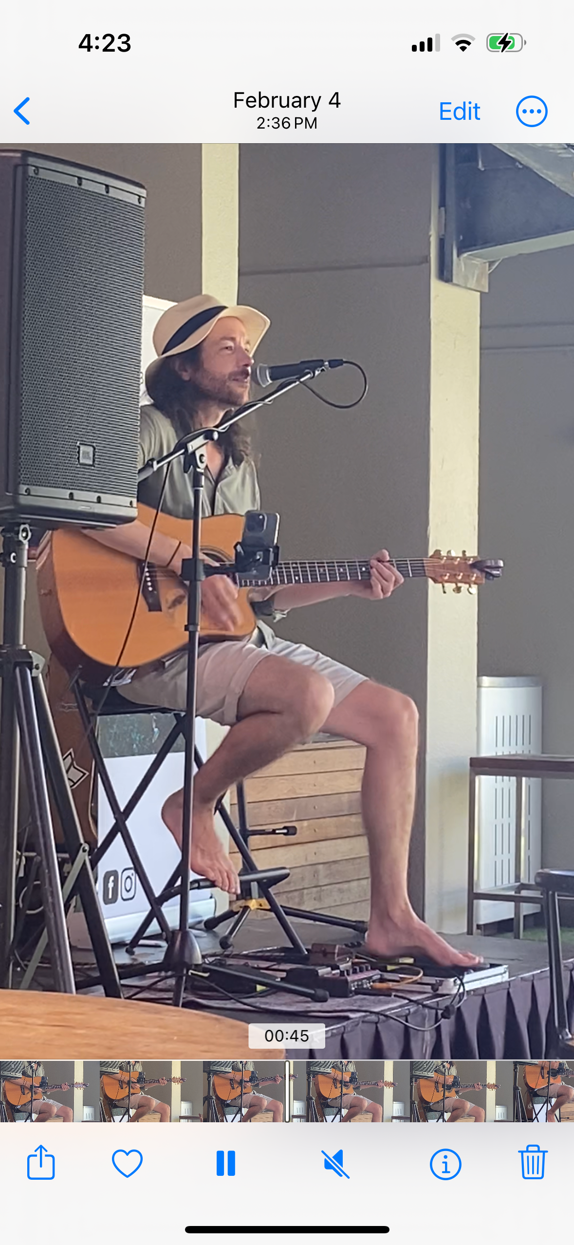 Jay Boats, musical soloist
