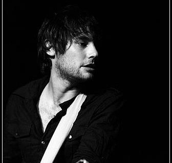 JUSTIN BURFORD (End of Fashion), singer in Perth, photo 2