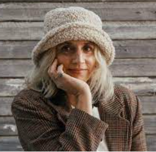 Ally Palmer, singer-songwriter in Kingscliff
