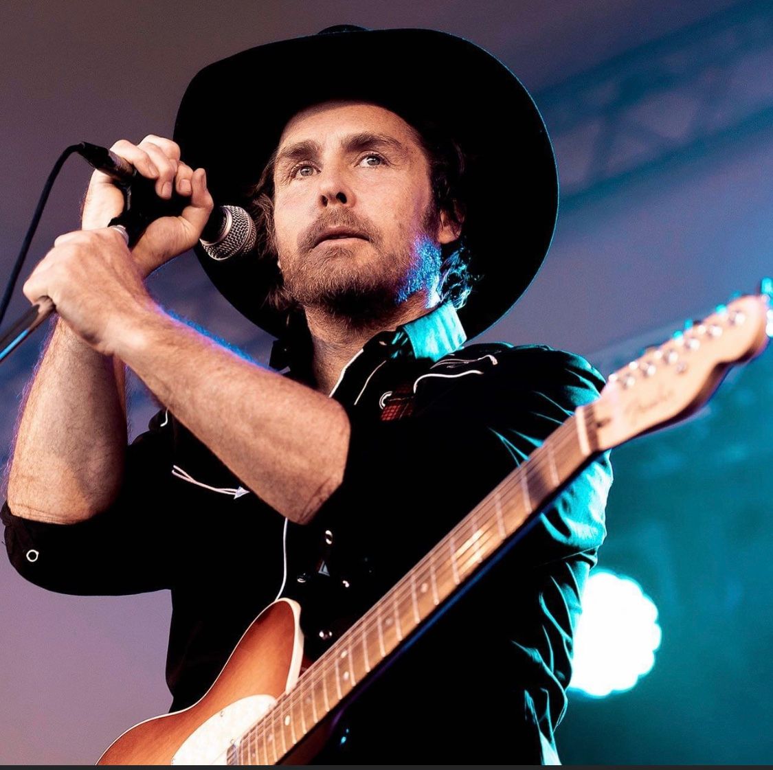 Andy Jans-Brown, singer in Kingscliff
