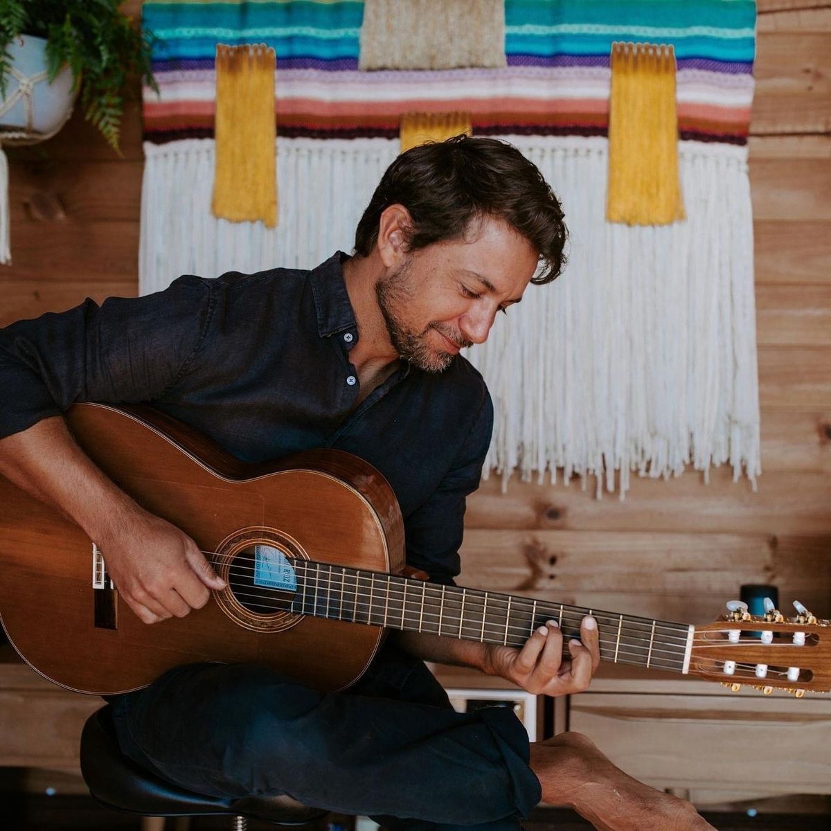 Animal Ventura, singer-songwriter in Kingscliff