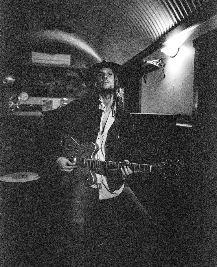 Ben Walsh, singer in Kingscliff