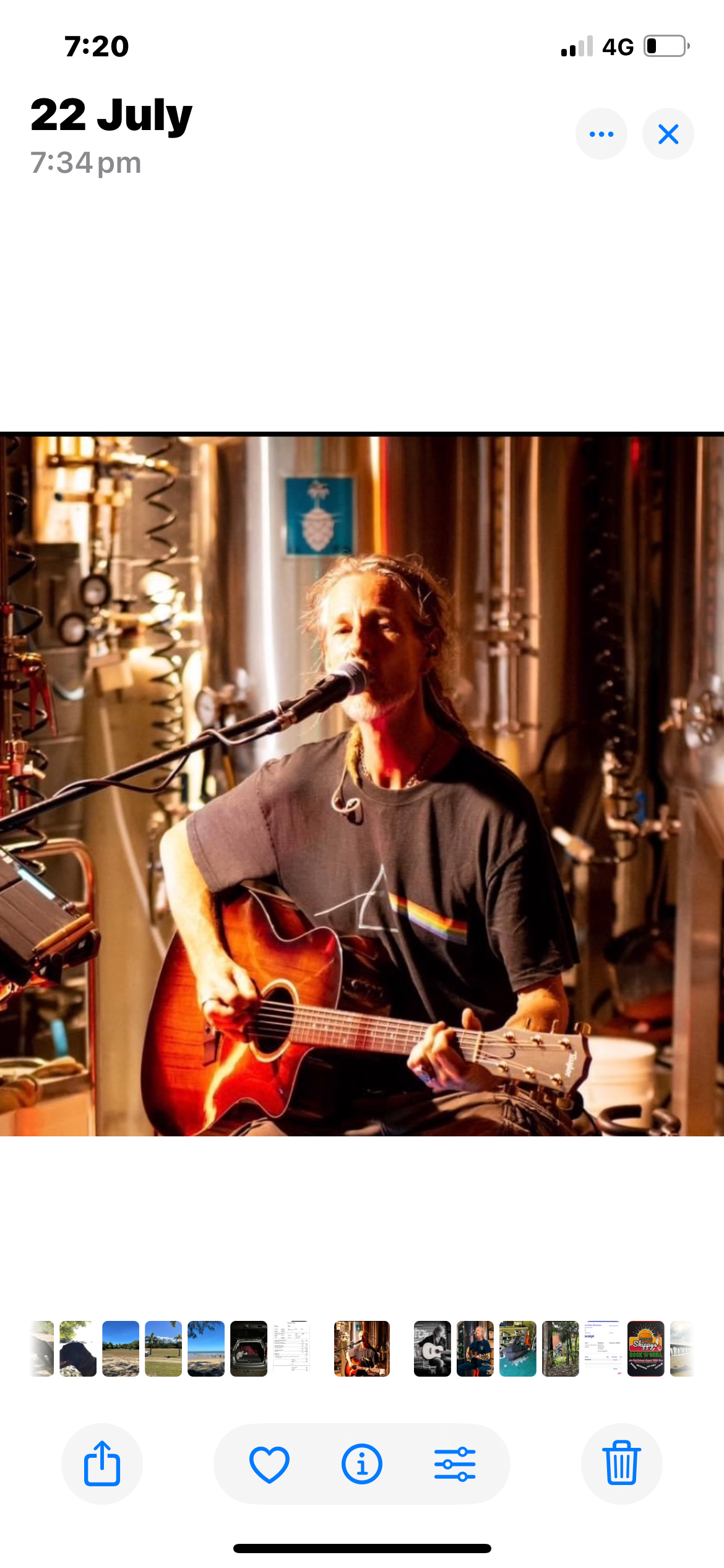 Mr.Lunar, singer-songwriter in Kuranda