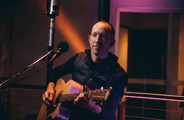 Vibes Music, dj in Launceston, photo 3