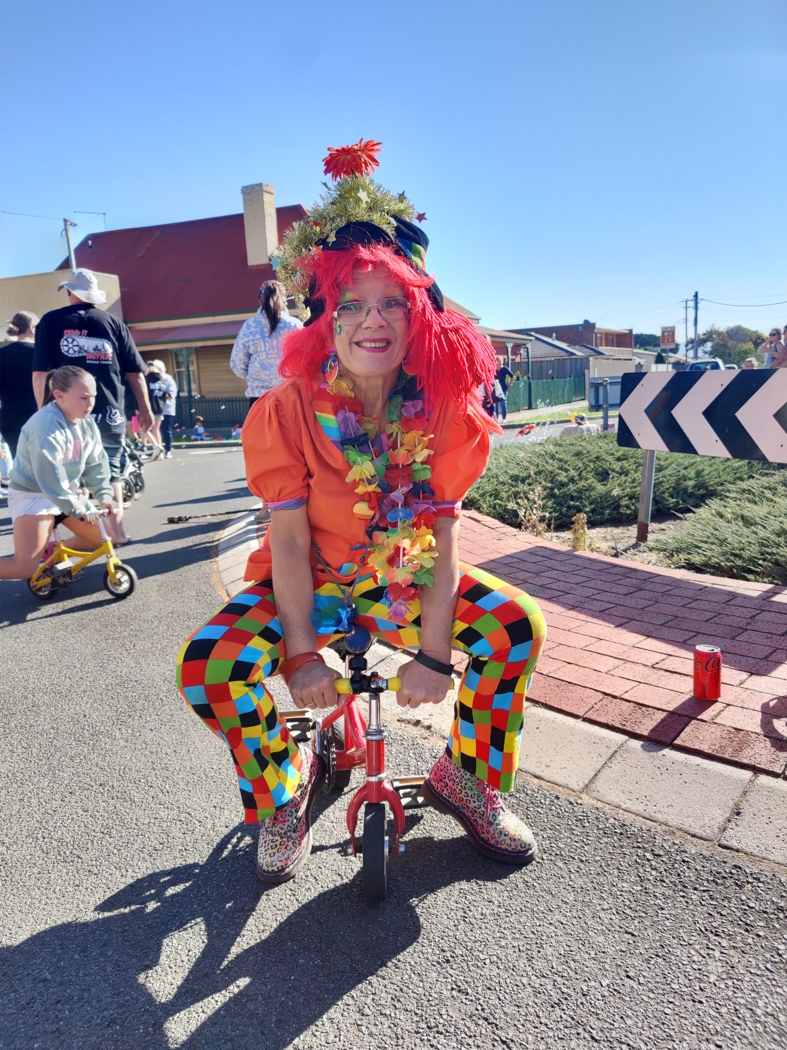 Marcelle, balloon twister in Launceston