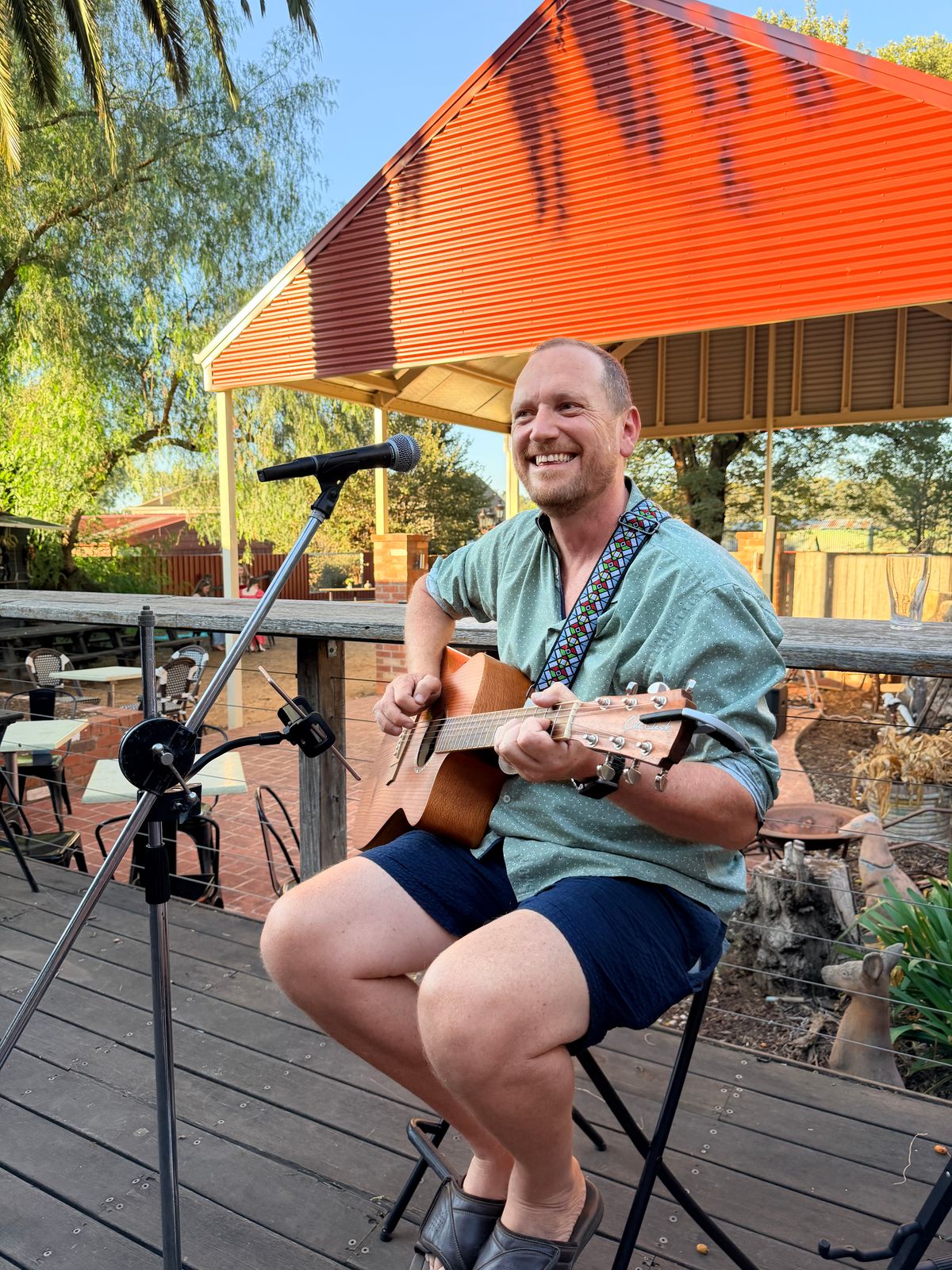 Locky Routledge, musical soloist