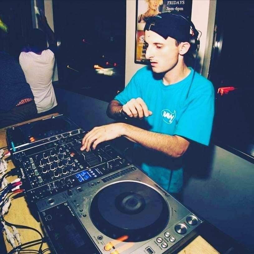 Bassfr3Ak / Syst3M Failu3R, dj in Long Jetty