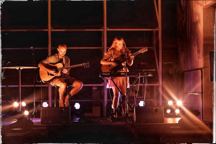 Jezzie Music, singer in Mackay, photo 3