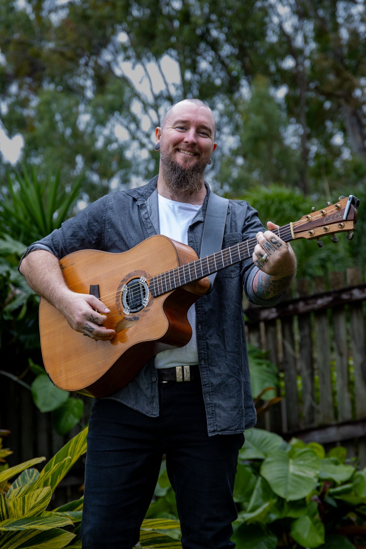 Mick Woodbridge Music, singer in Mackay