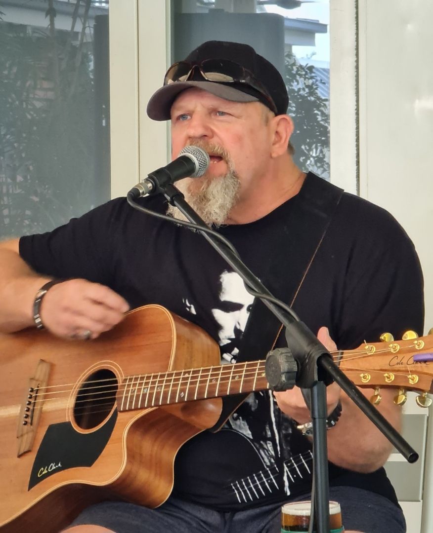 Tunes by Shanksy, guitarist in Mackay