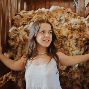 Chloe Parker, singer in Maitland, photo 2