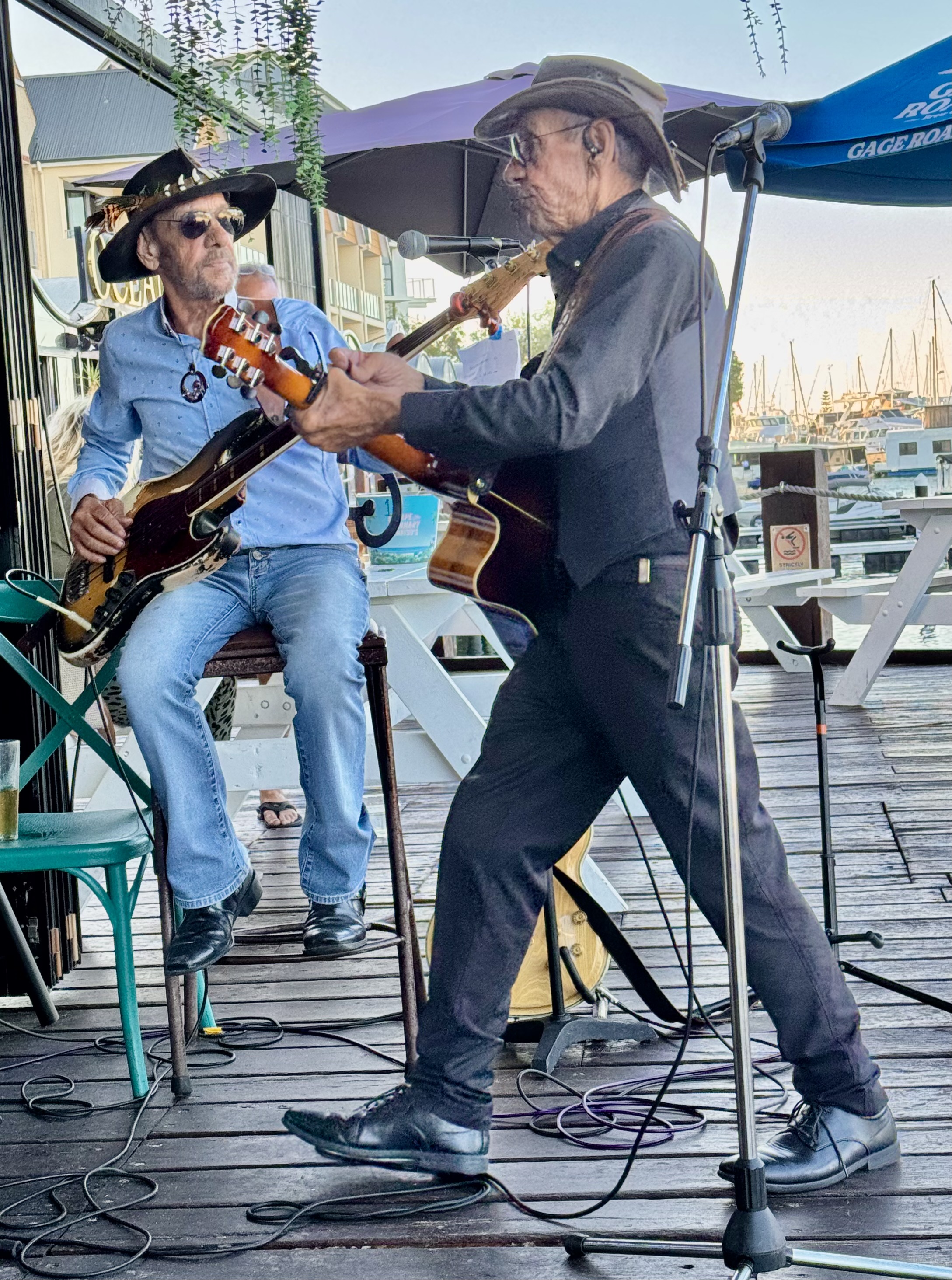 Diamond & Rock, musical duo in Mandurah
