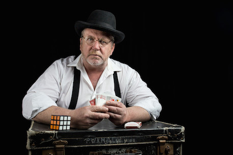 Matt Penny, magician in Perth, photo 3