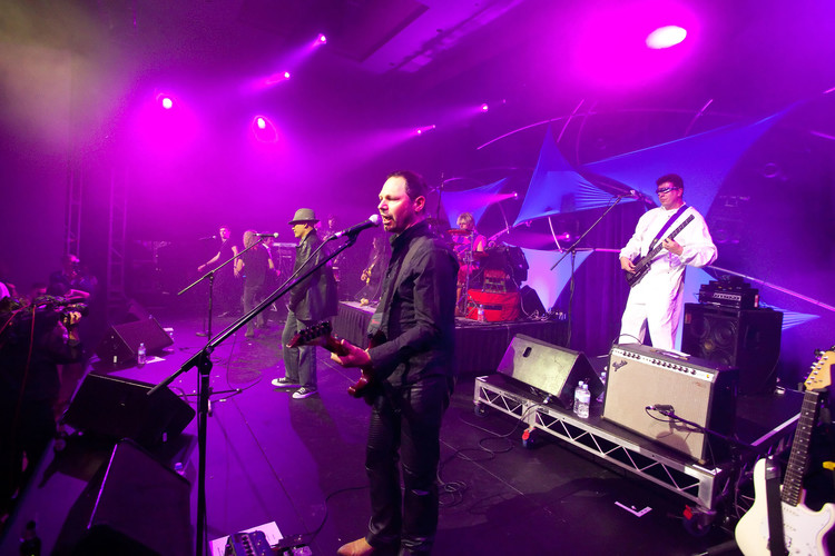 80s Enuff, 80s cover band in Melbourne, photo 3