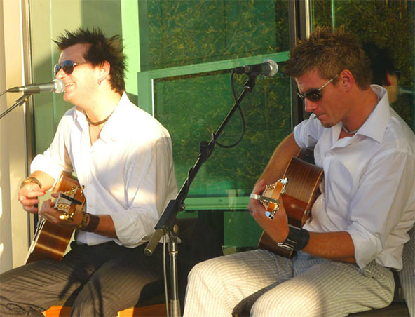 Kristin Vs The Spider, musical duo in Melbourne, photo 3
