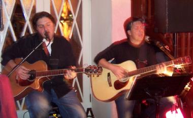 The Fortyfives, acoustic guitar and singer duo in Melbourne, photo 2
