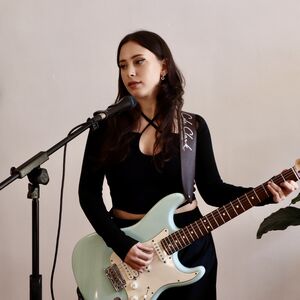 Andrea Hajen, singer-songwriter in Melbourne, photo 2