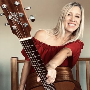 Chelly Parisi, soul singer in Melbourne, photo 2