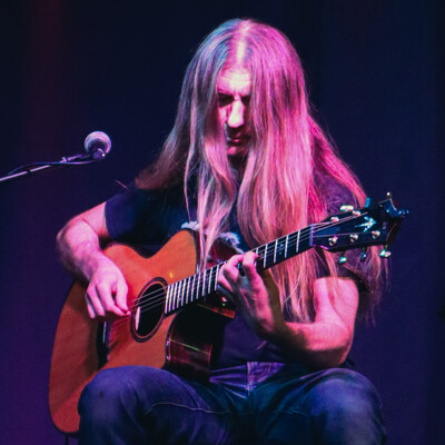 Ereignis, guitarist in Melbourne, photo 2
