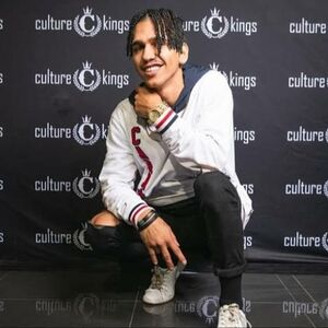 Johnny Vuitton, singer-songwriter in Melbourne, photo 2