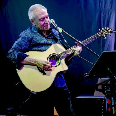Michael Prizeman, singer in Melbourne, photo 2