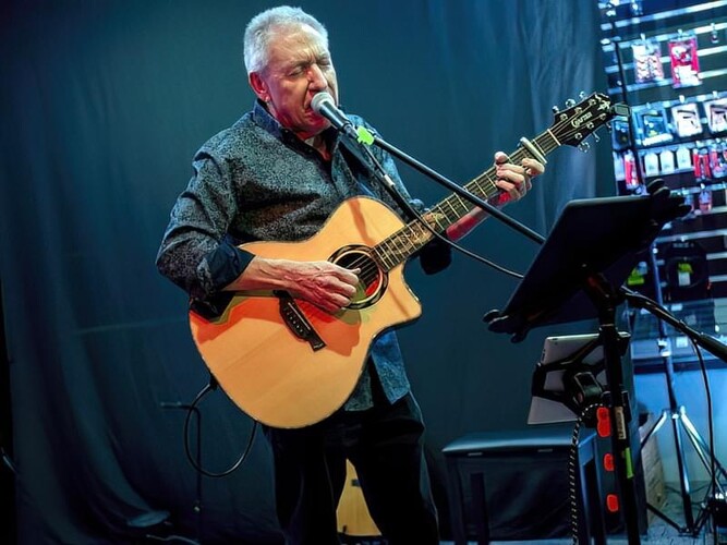 Michael Prizeman, singer in Melbourne, photo 3