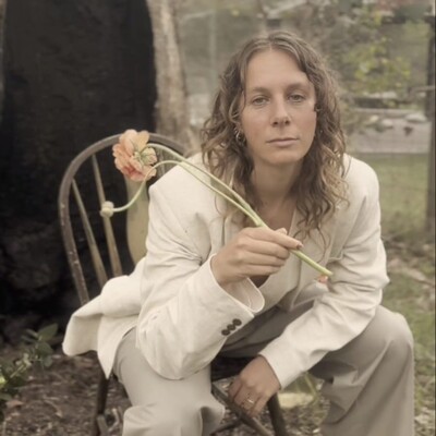 Neeko, singer-songwriter in Melbourne, photo 2