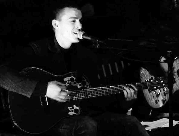 Ben, musical soloist in Melbourne, photo 2