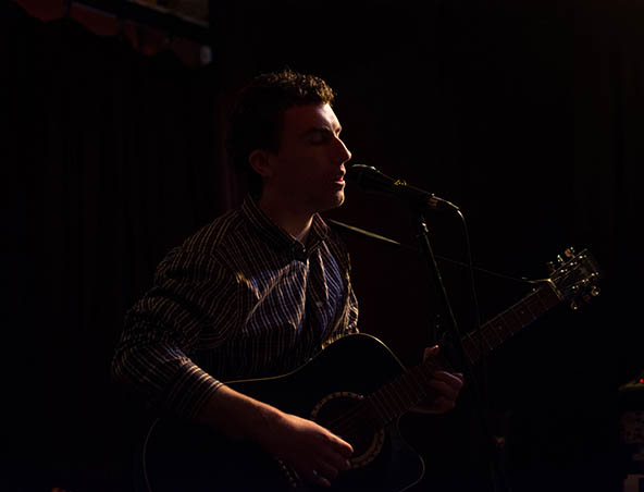 Louis, musical soloist in Melbourne, photo 2