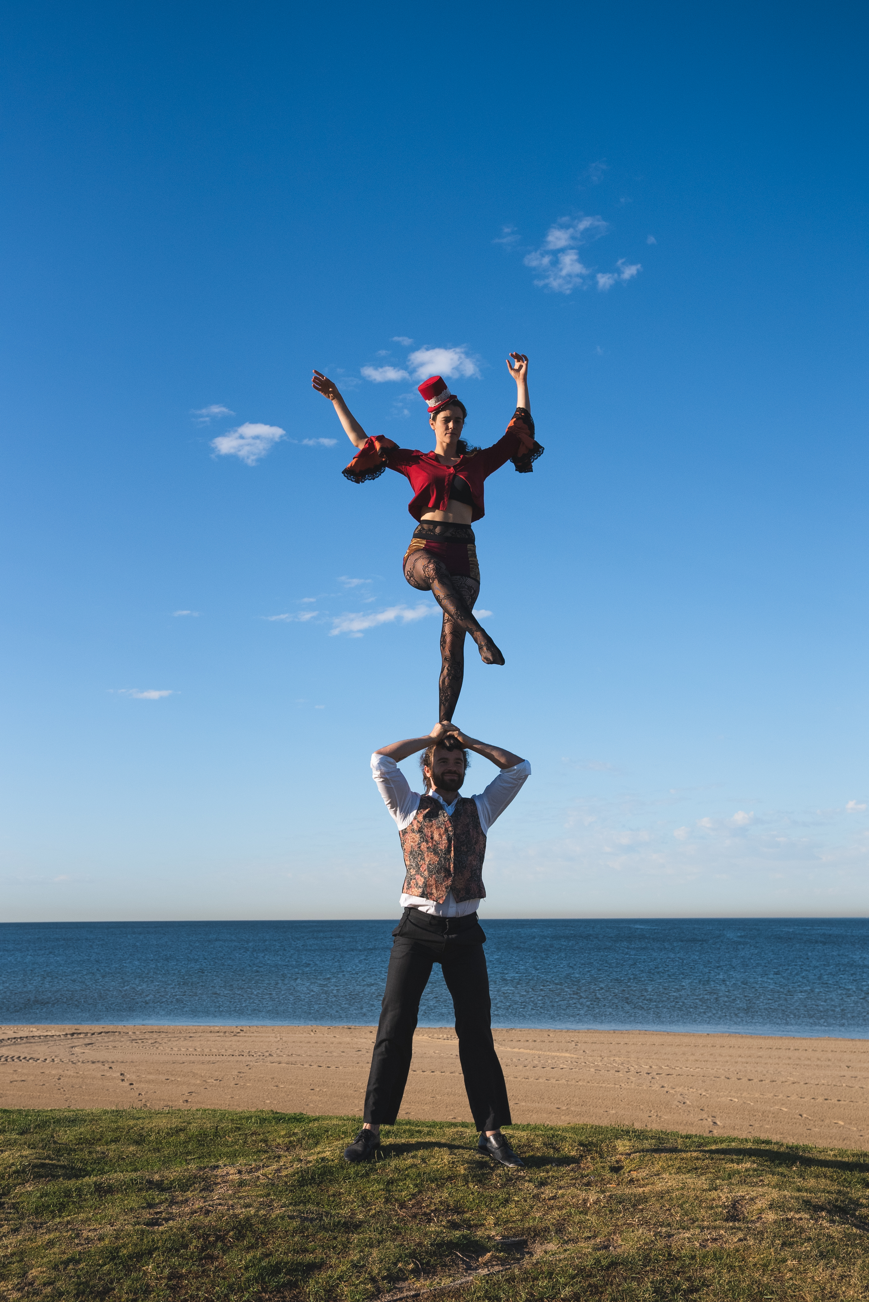 Nina and James- Acro, acrobat in Melbourne