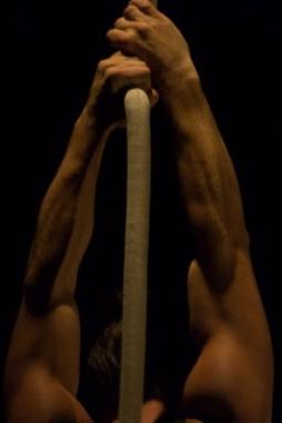 Stuart Christie, aerialist in Melbourne