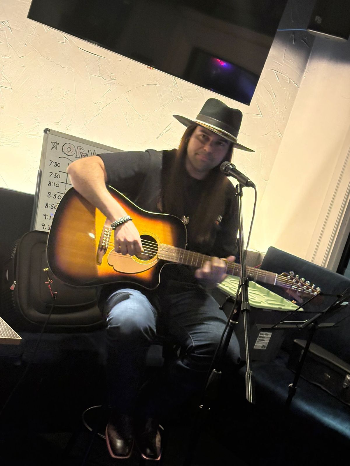 Alvin Morgan, singer-songwriter in Melbourne