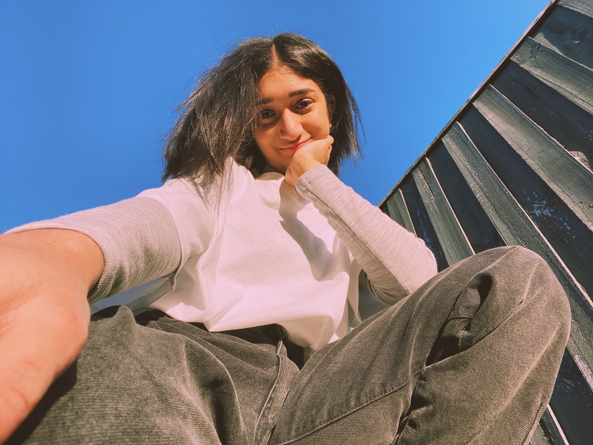ALZZY, singer-songwriter in Melbourne