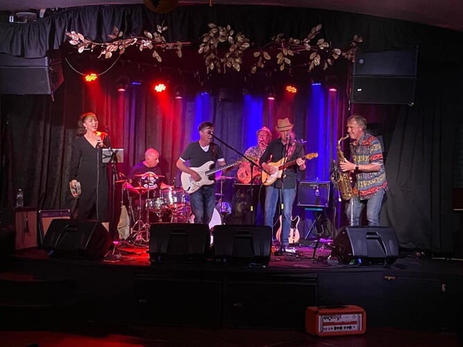 GK, rock band in Melbourne, photo 3