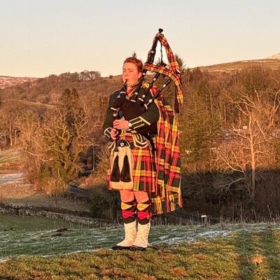 Robin Bagpipes, bagpiper in Melbourne, photo 2