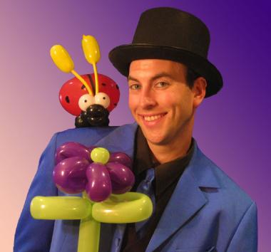 The Blue Loon, balloon twister in Melbourne