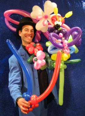 The Blue Loon, balloon twister in Melbourne, photo 2