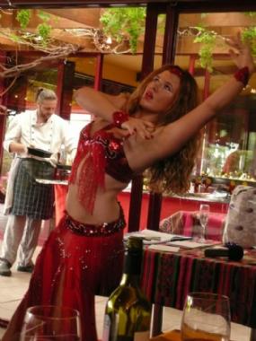 Azra, belly dancer in Melbourne, photo 2