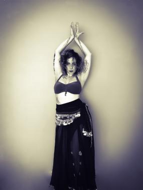 Xai, belly dancer in Melbourne