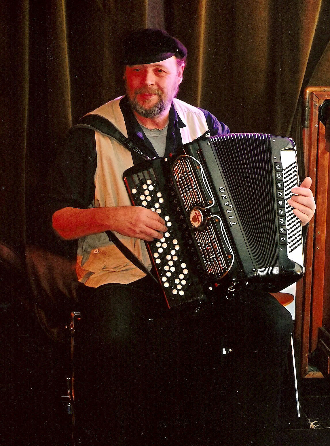 Clandestiny, bush band in Melbourne, photo 2