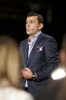 Aaron Sansoni, business speaker in Melbourne