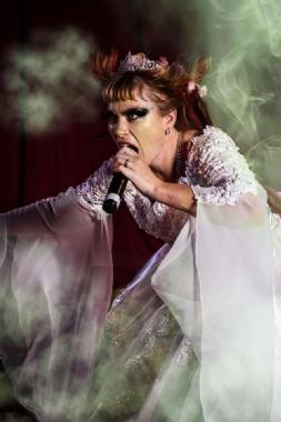 Sophie deLightful, cabaret dancer in Melbourne, photo 3