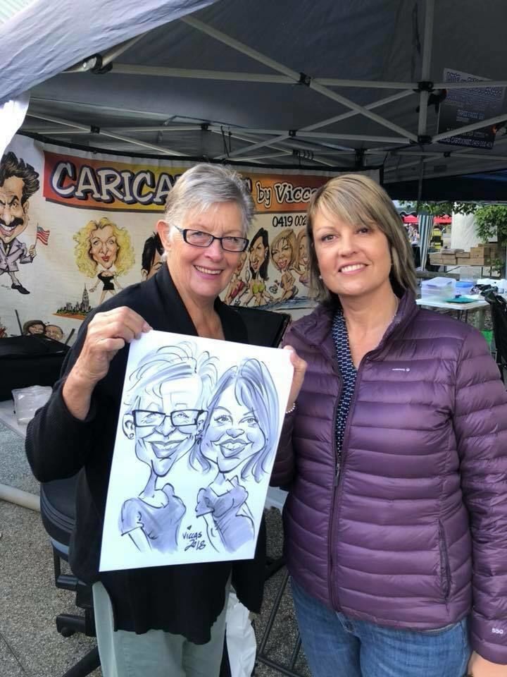 Viccas, caricaturist in Melbourne, photo 2