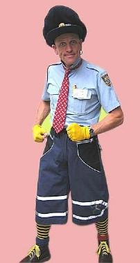 Officer Good Bloke, character comedian in Melbourne, photo 2