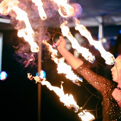 BadBonita, fire performer in Melbourne, photo 2